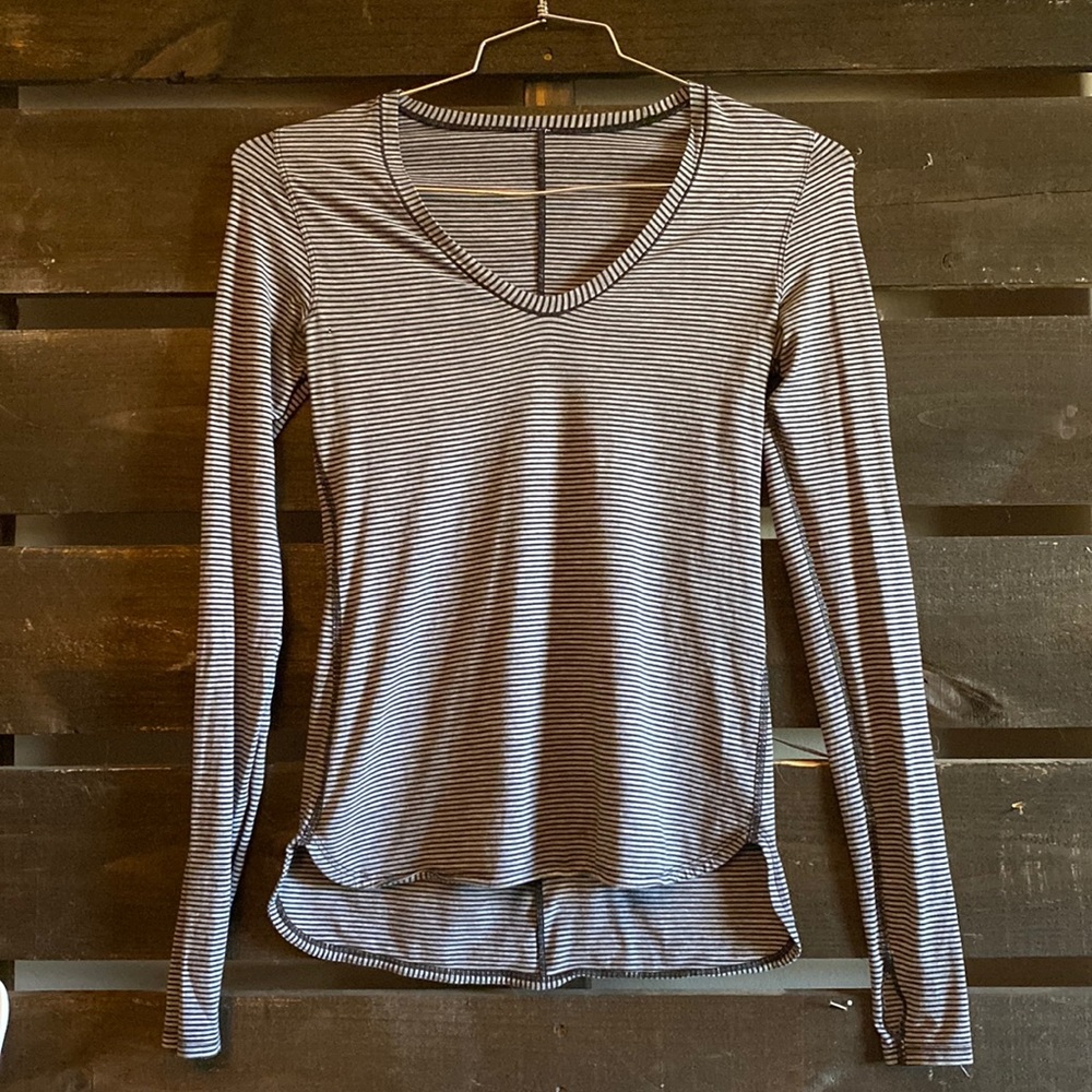 Lululemon Long Sleeve Tee